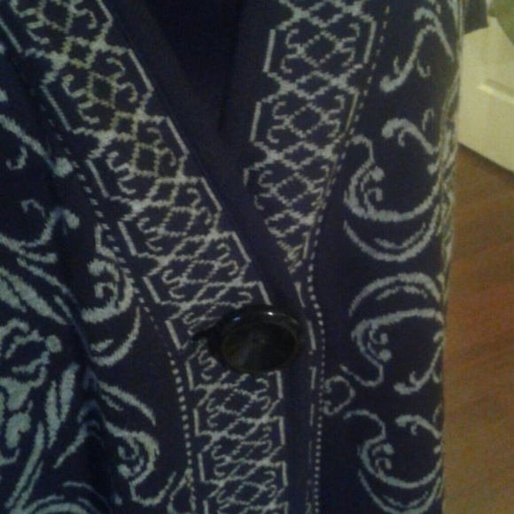 Black and white Cardigan - Picture 6 of 8